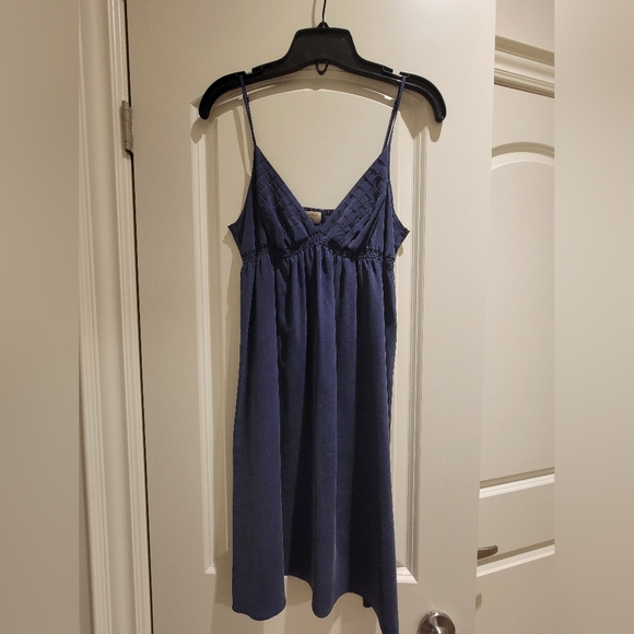 Aritzia Wilfred silk navy slip dress Sz Small - Picture 1 of 5